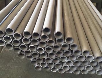 China Tubo sin soldadura del acero inoxidable de la longitud fija que conserva en vinagre alto Ni 10,5% del níquel 304L proveedor