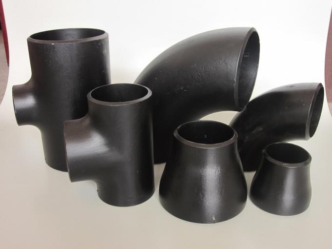 Colocaciones de tubo del acero de carbono de SCH40 ASTM A234 WPB, 26" a 80" instalaciones de tuberías sanitaria